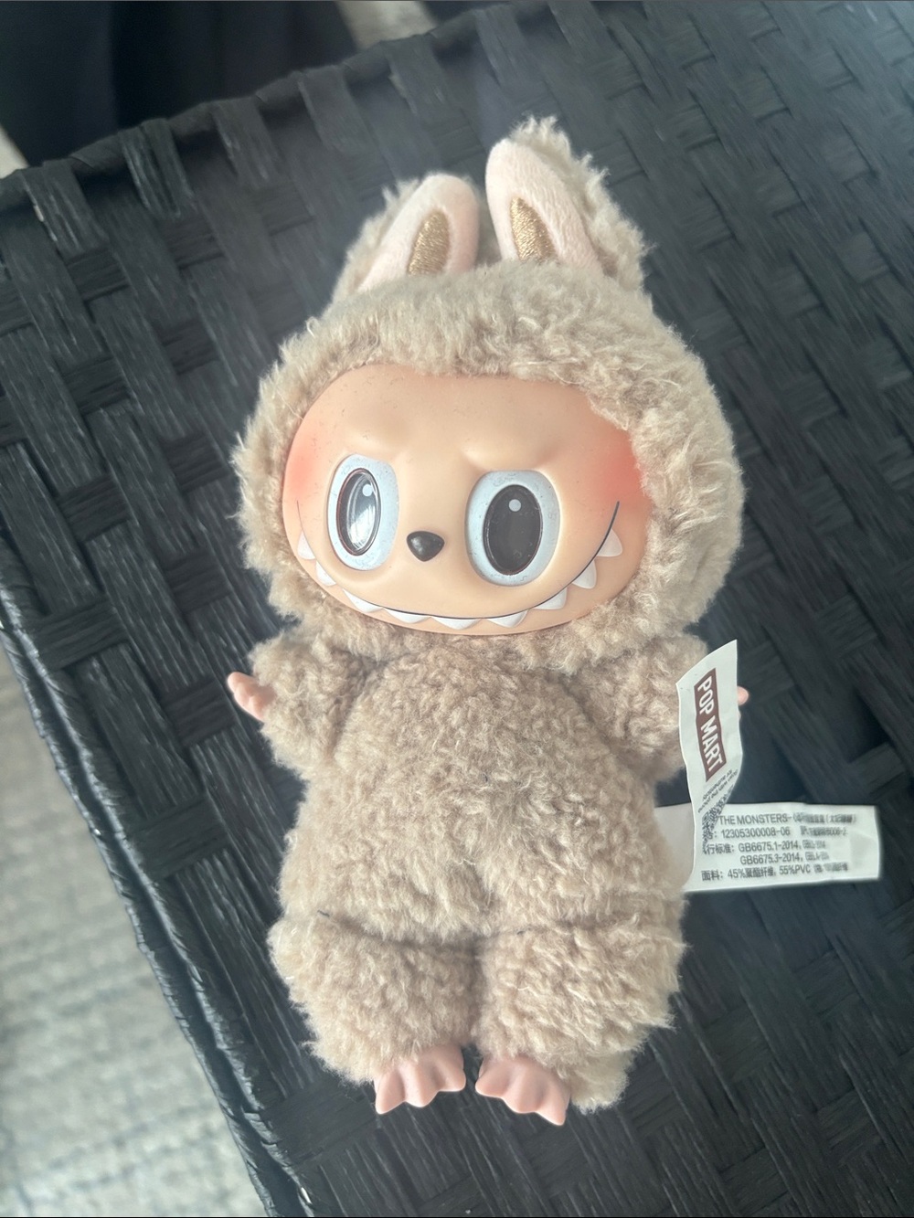 Labubu - Toffee - Picture 2 of 3